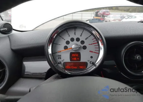 2010 Mini Cooper S z USA, uszkodzony, nr VIN WMWMF7C52ATZ73393